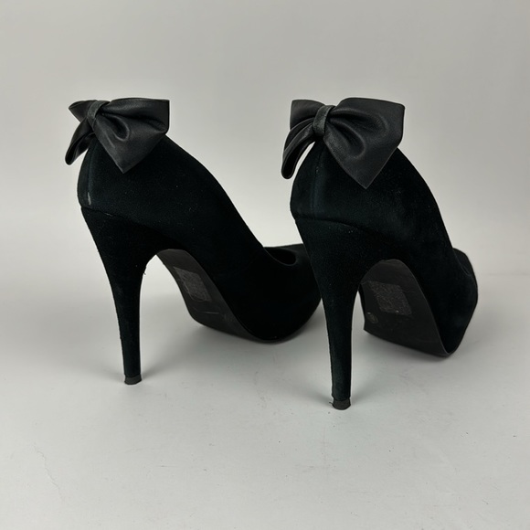 Dolce Vita  Black Suede platform heel, size 8, bows on back - Picture 6 of 9